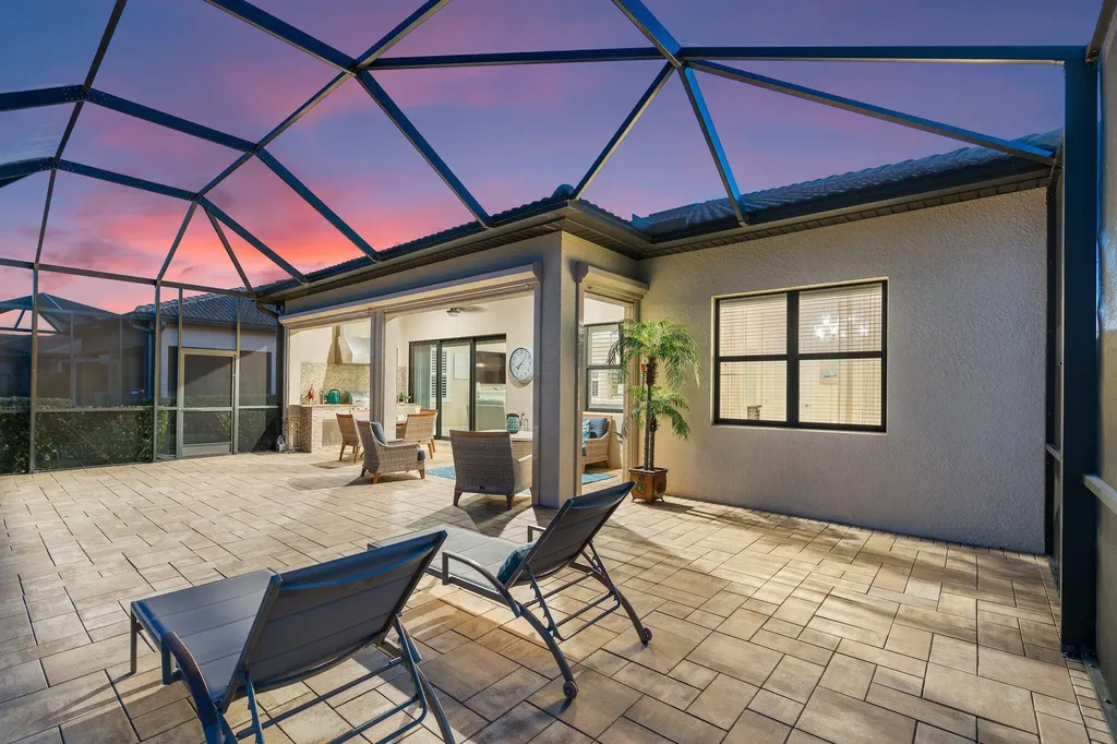 7679 Winding Cypress Drive Naples FL 34114