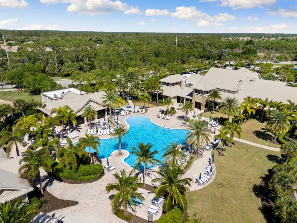 7679 Winding Cypress Drive Naples FL 34114