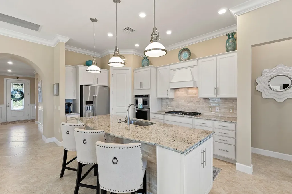 7679 Winding Cypress Drive Naples FL 34114