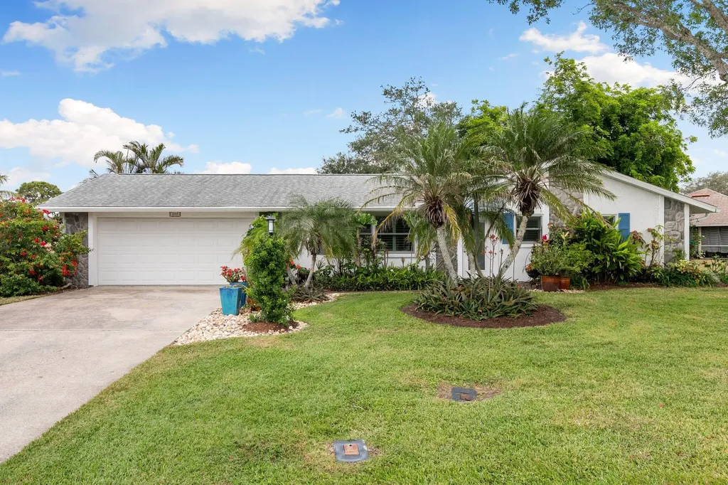 212 Potomac Place Naples FL 34112
