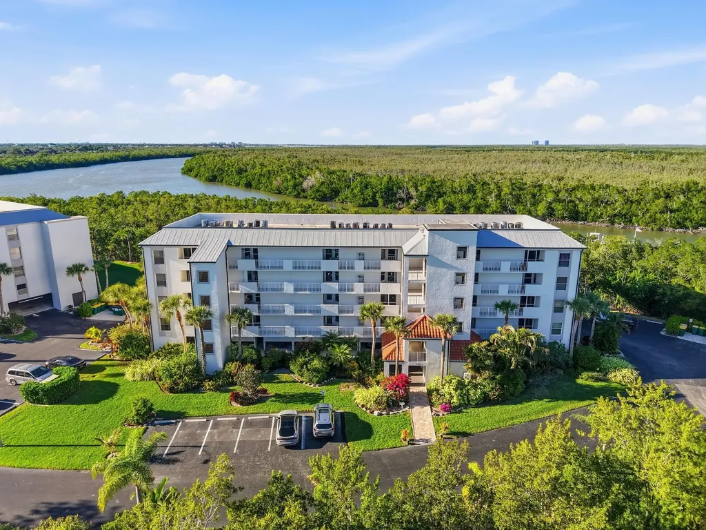 300 Stevens Landing Drive Marco Island FL 34145