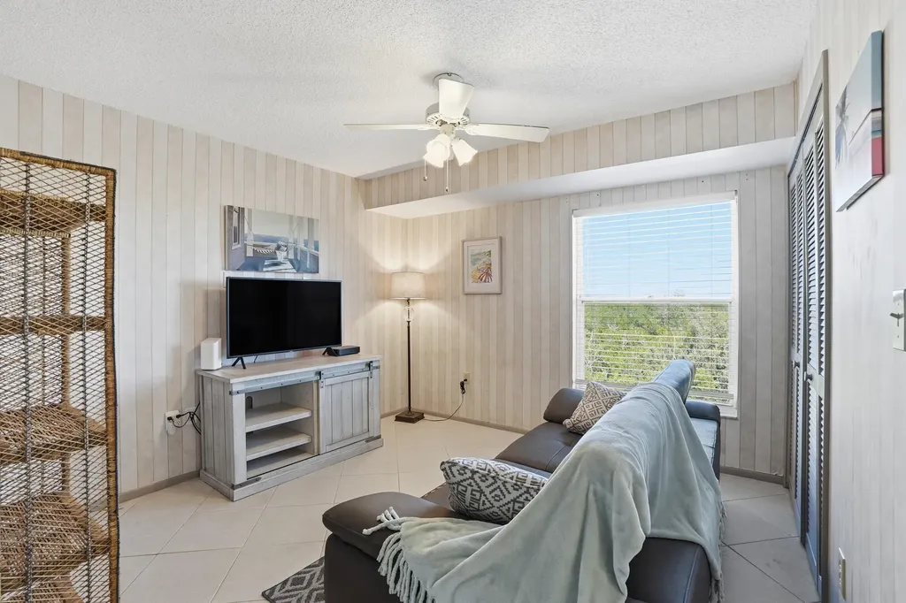 300 Stevens Landing Drive Marco Island FL 34145