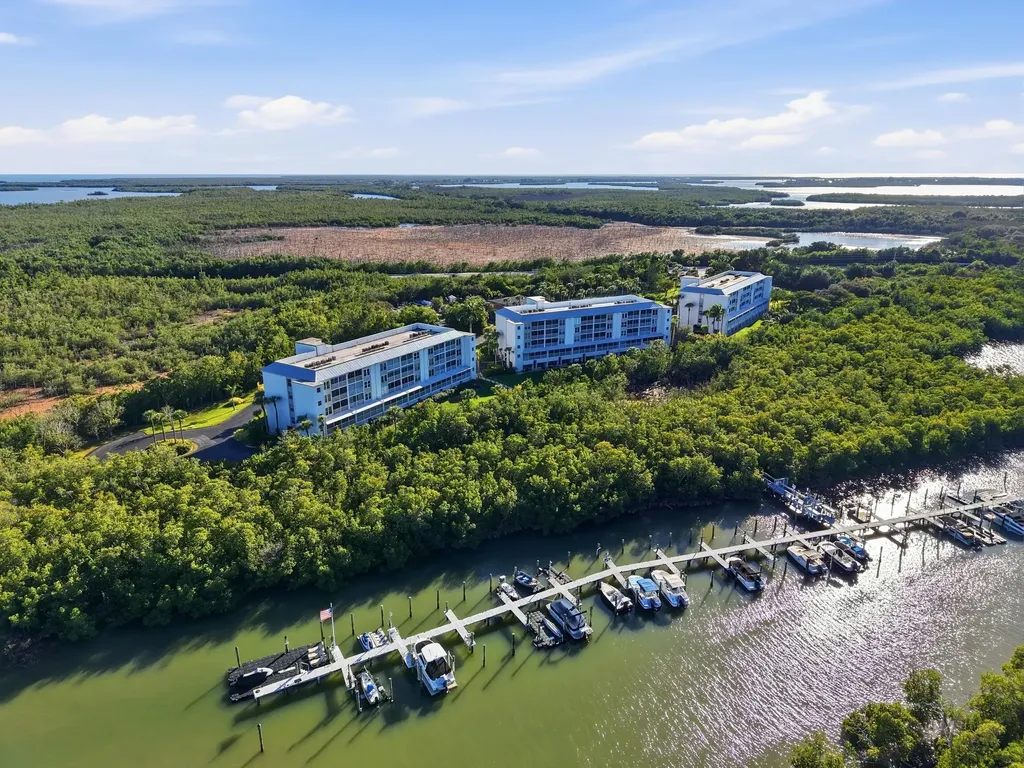 300 Stevens Landing Drive Marco Island FL 34145