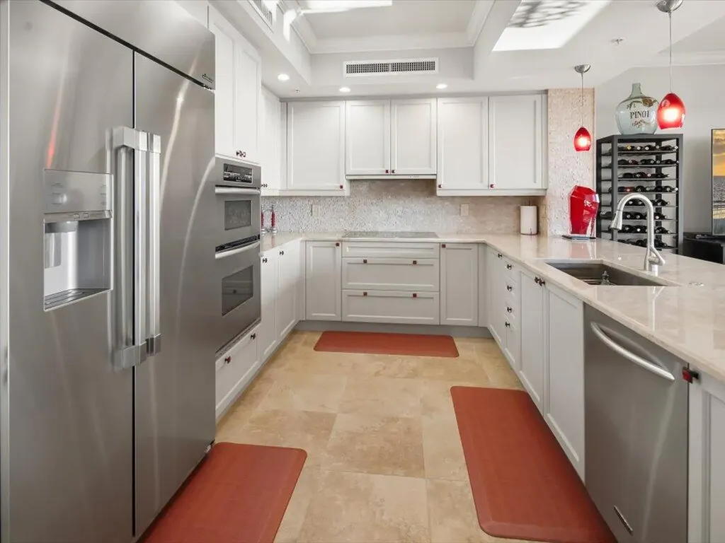 1050 Borghese Naples FL 34114