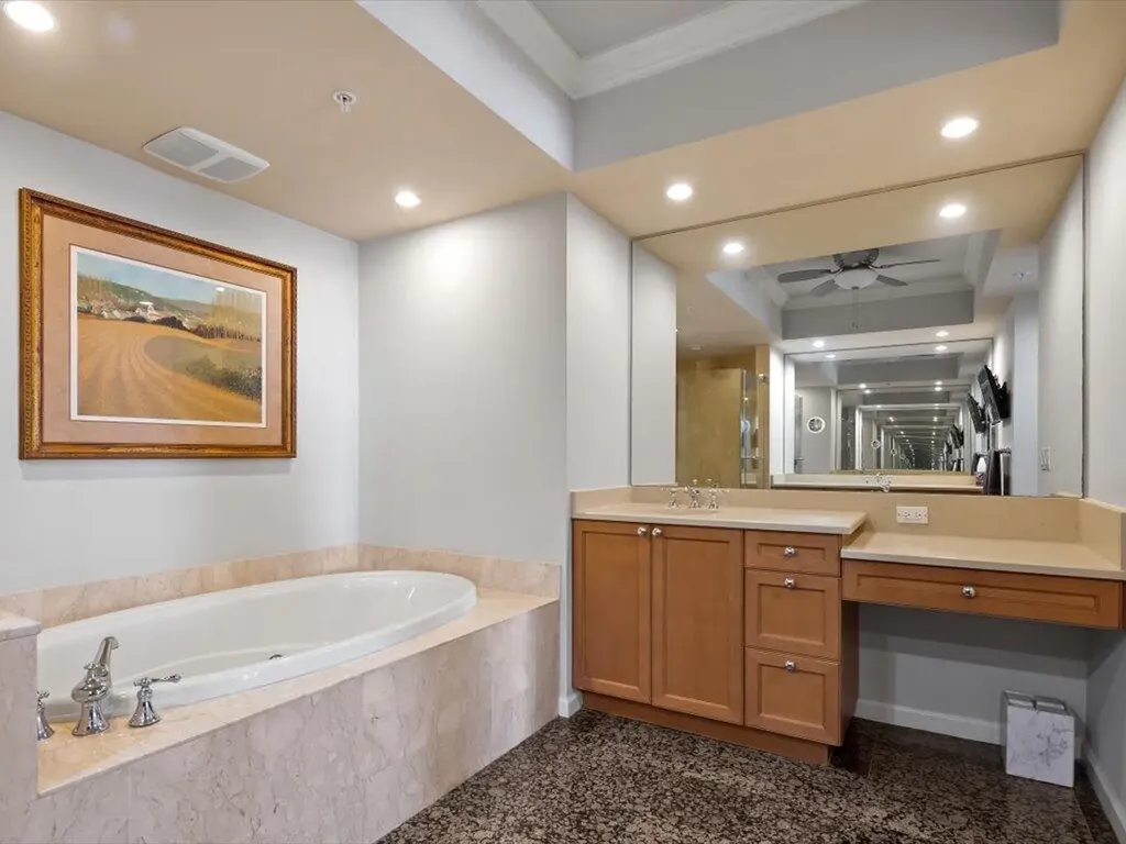 1050 Borghese Naples FL 34114