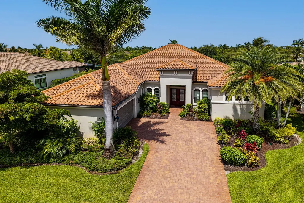 3193 Olympia Lane Naples FL 34114