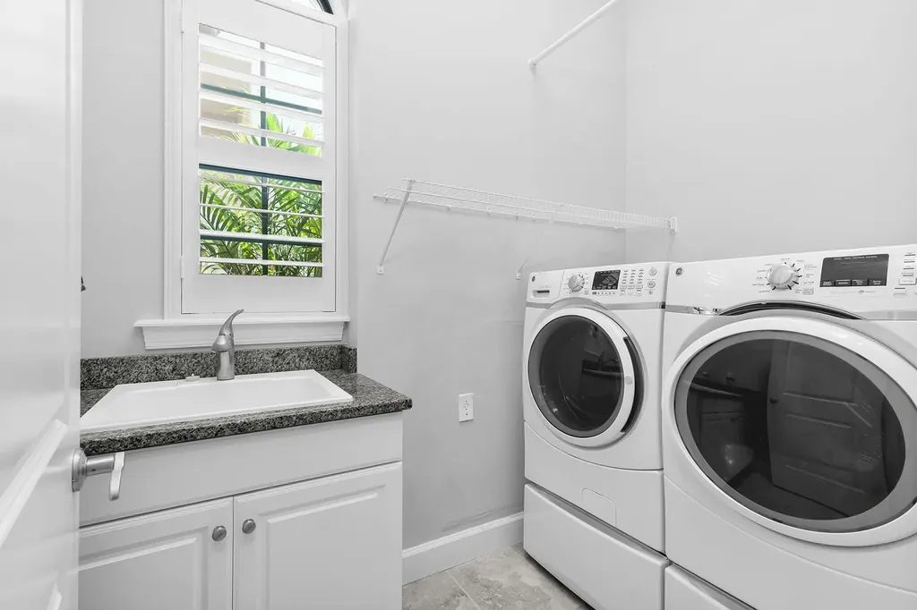 3193 Olympia Lane Naples FL 34114