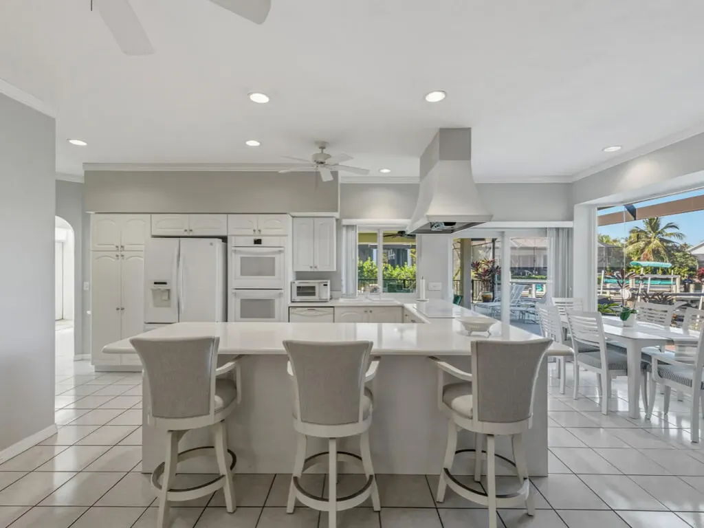 200 Windbrook Court Marco Island FL 34145