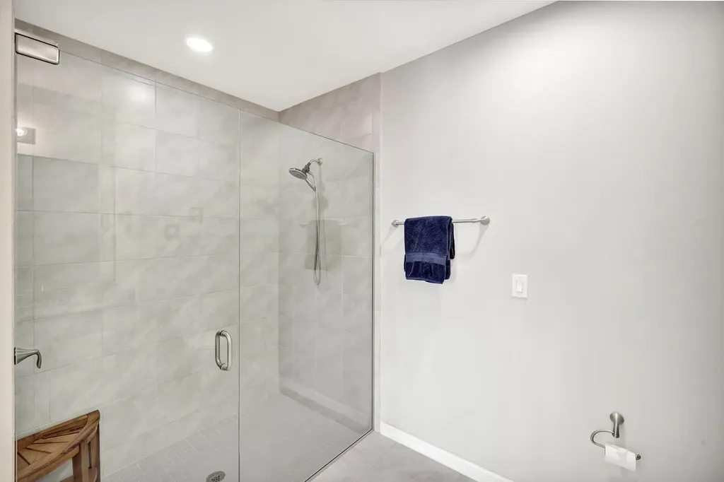 14863 Edgewater Circle Naples FL 34114