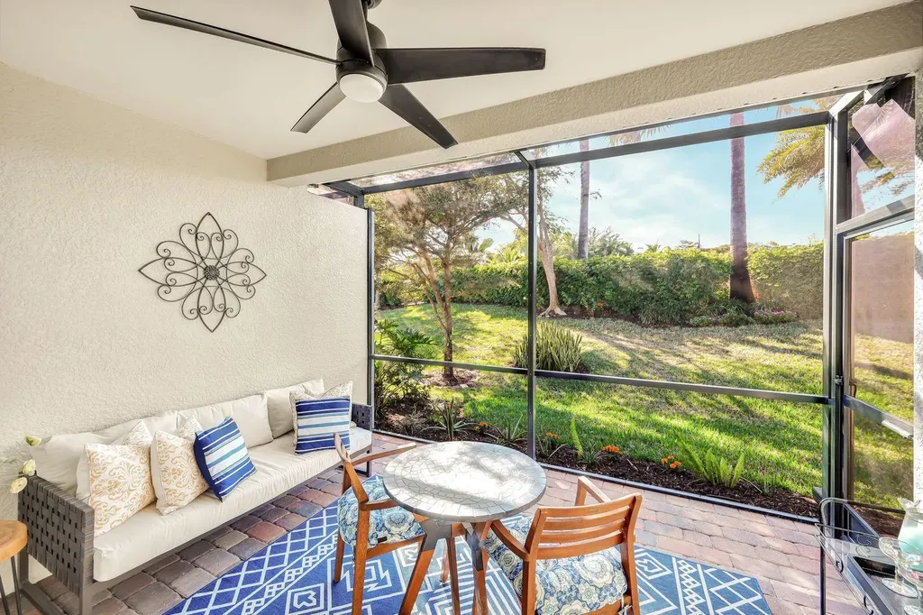 14863 Edgewater Circle Naples FL 34114