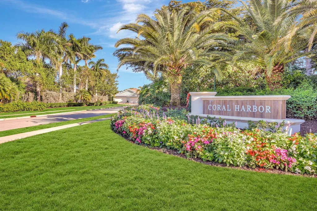 14863 Edgewater Circle Naples FL 34114