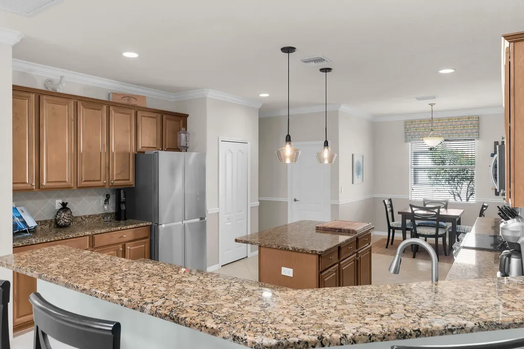 3907 Treasure Cove Circle Naples FL 34114