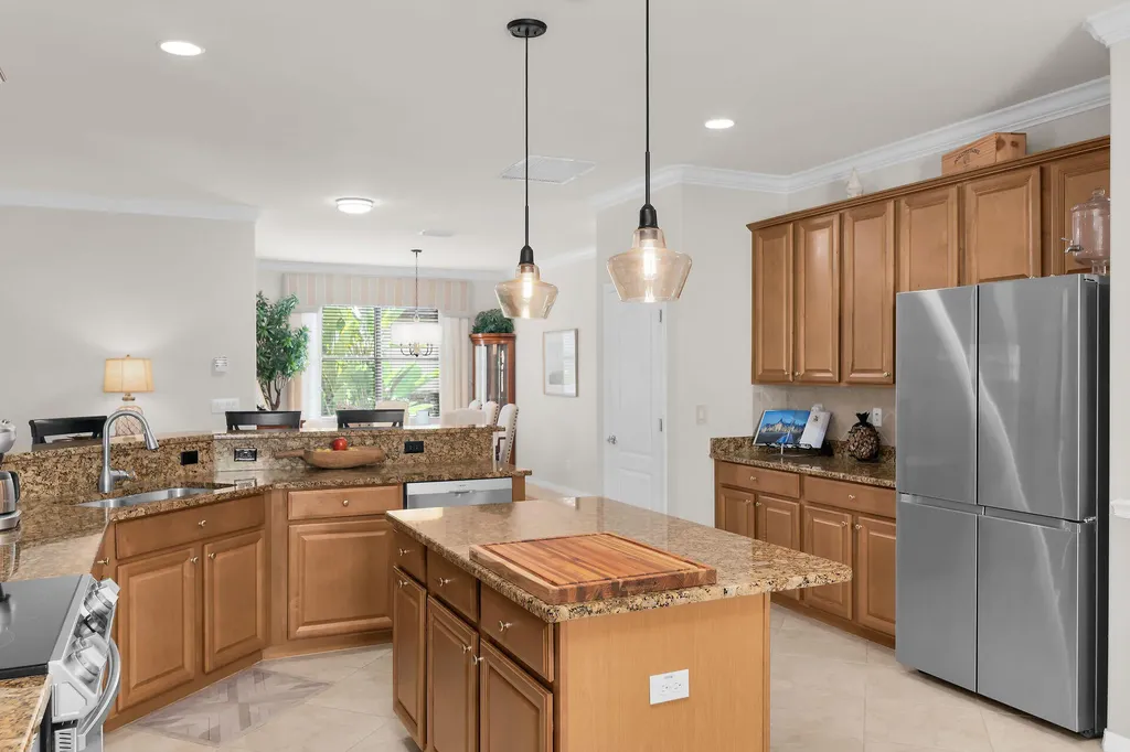 3907 Treasure Cove Circle Naples FL 34114