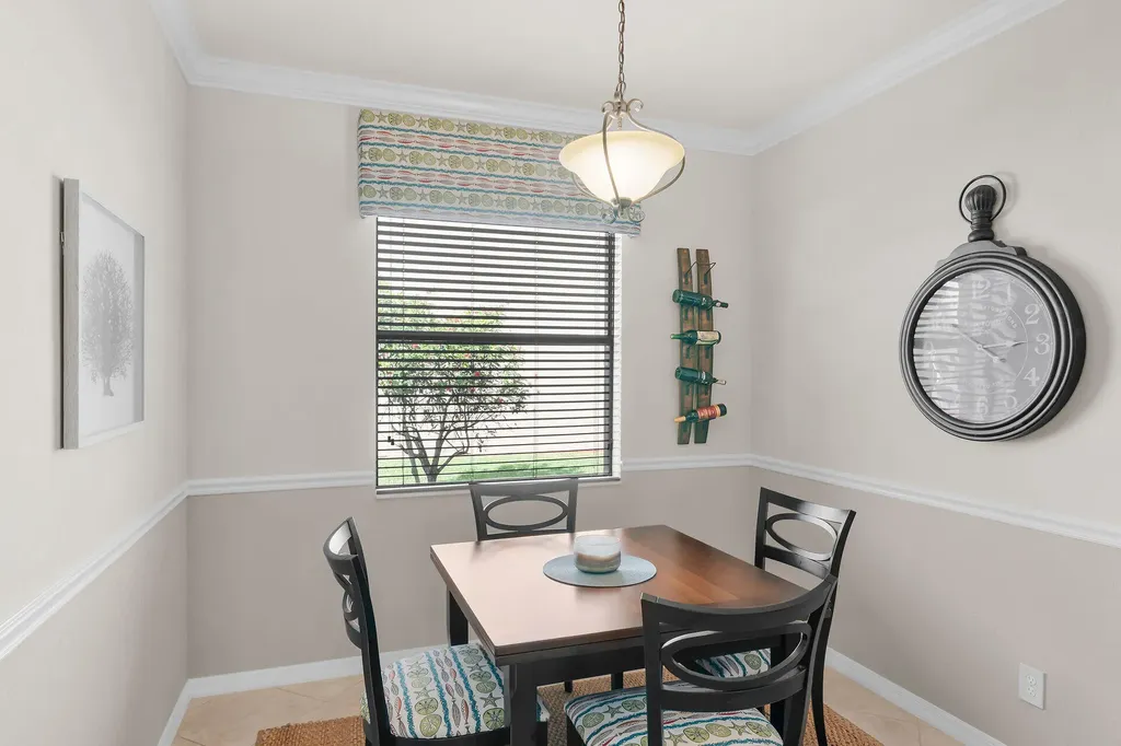 3907 Treasure Cove Circle Naples FL 34114