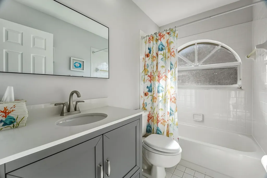 8005 Tiger Cove Naples FL 34113