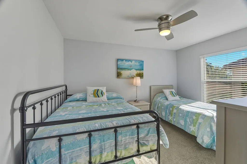 8005 Tiger Cove Naples FL 34113