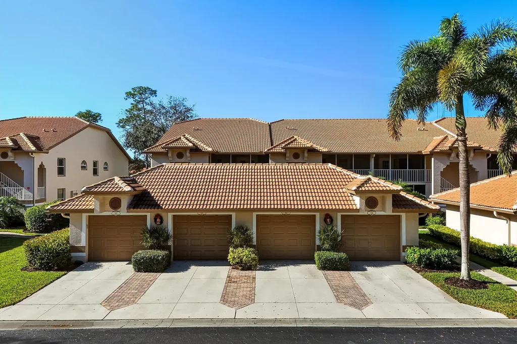 8005 Tiger Cove Naples FL 34113