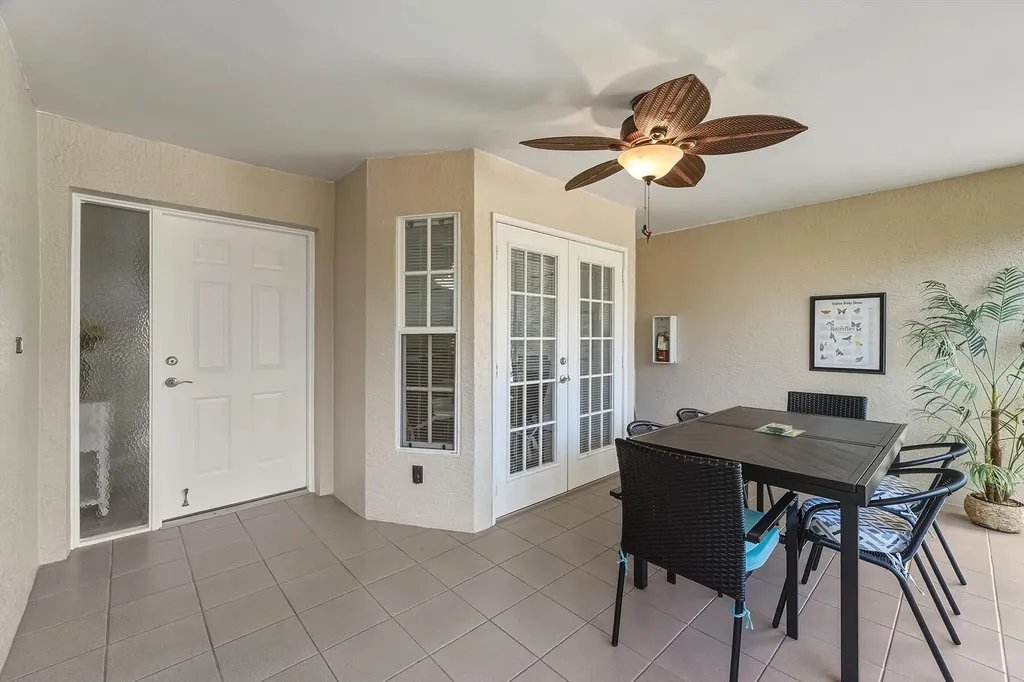 8005 Tiger Cove Naples FL 34113
