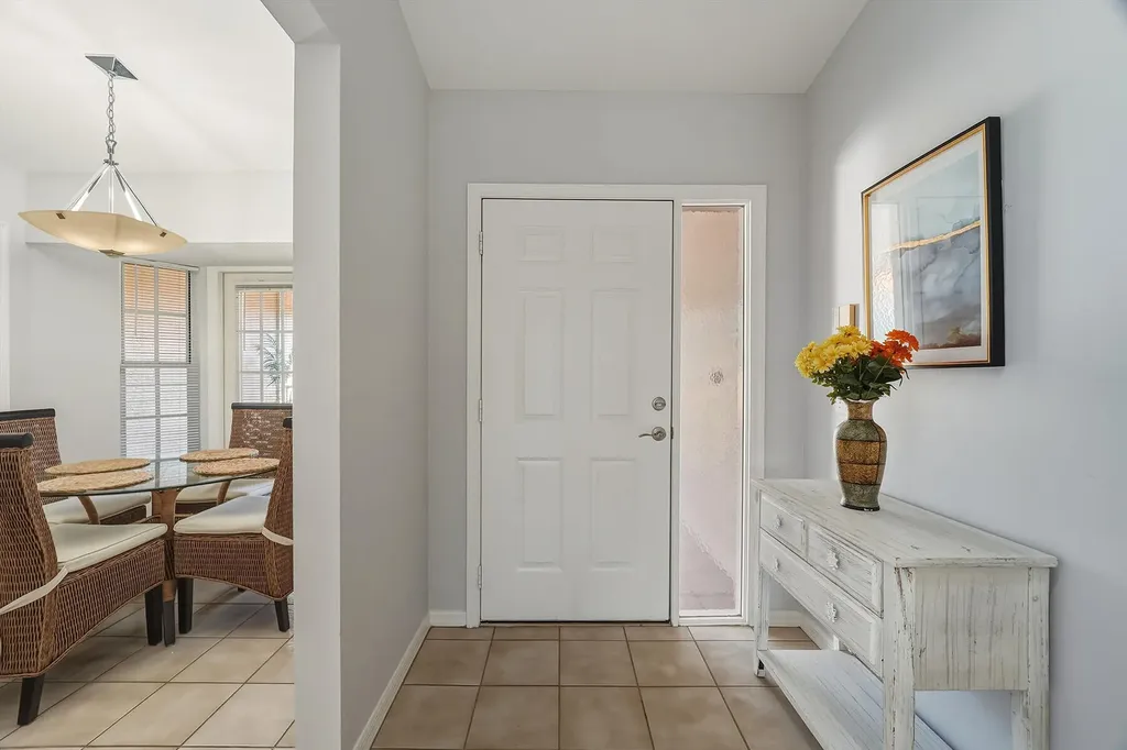 8005 Tiger Cove Naples FL 34113