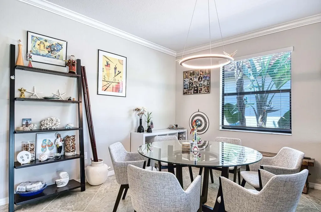 1608 Vizcaya Lane Naples FL 34113