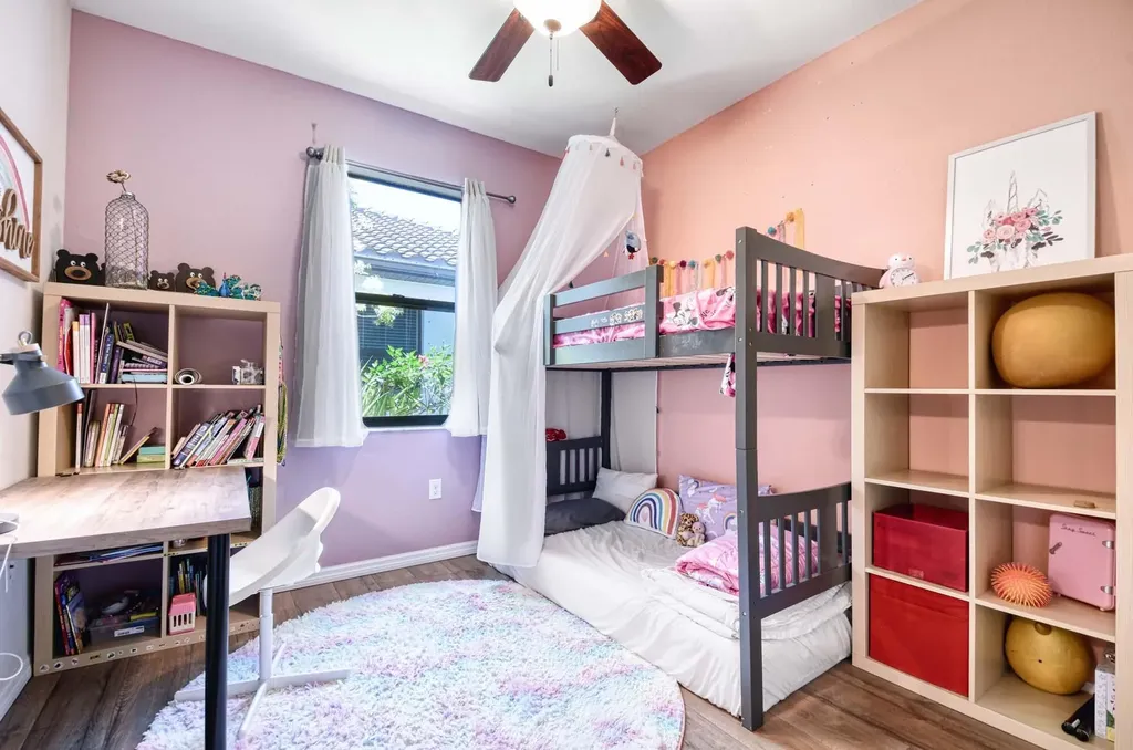 1608 Vizcaya Lane Naples FL 34113