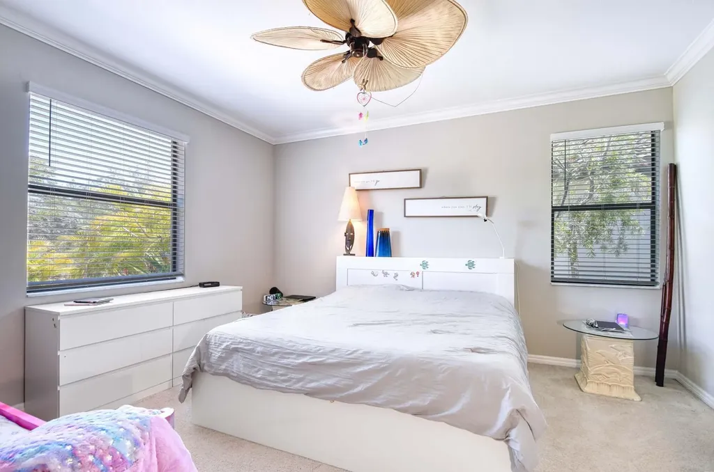 1608 Vizcaya Lane Naples FL 34113