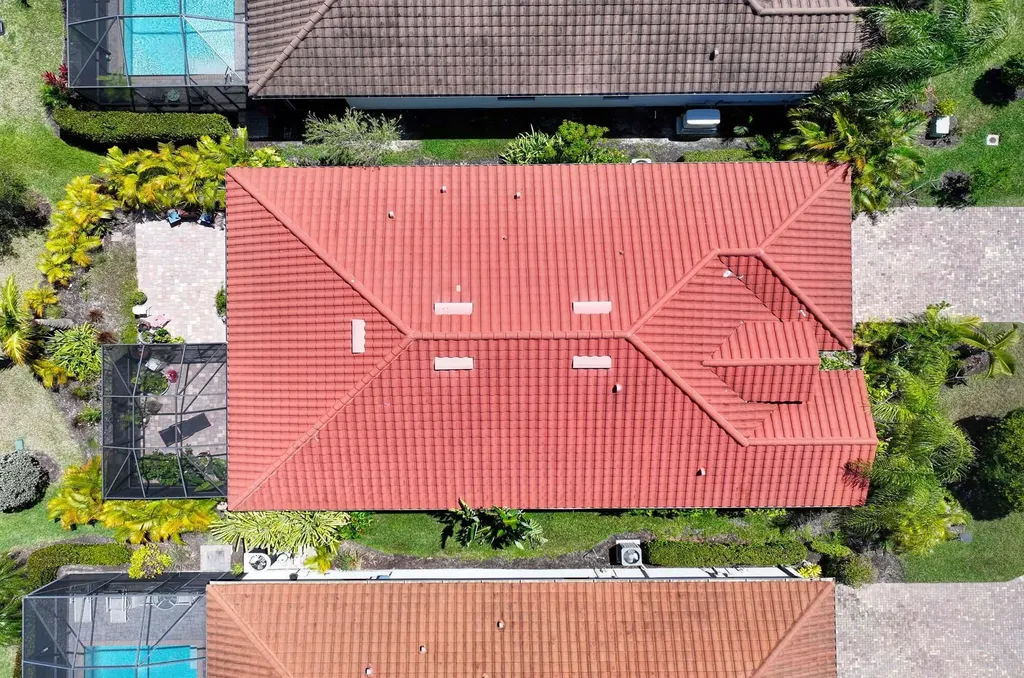 1608 Vizcaya Lane Naples FL 34113