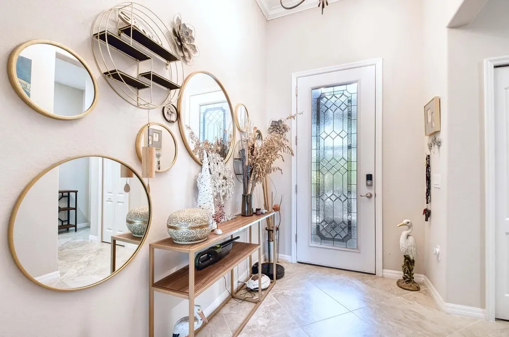 1608 Vizcaya Lane Naples FL 34113