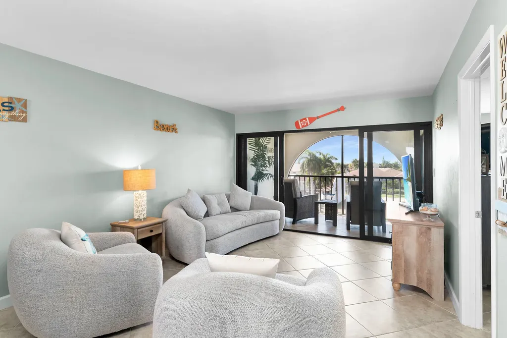 1012 Anglers Cove Marco Island FL 34145