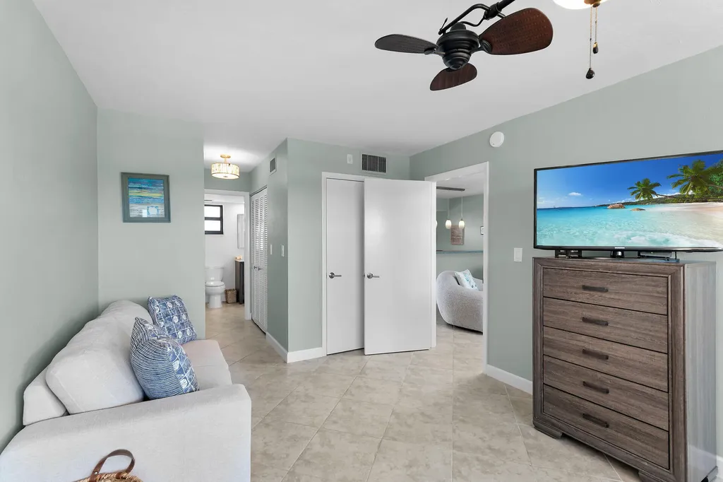 1012 Anglers Cove Marco Island FL 34145
