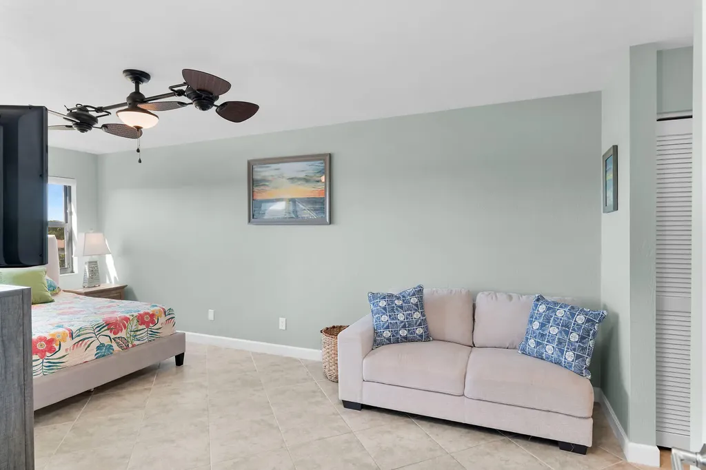 1012 Anglers Cove Marco Island FL 34145