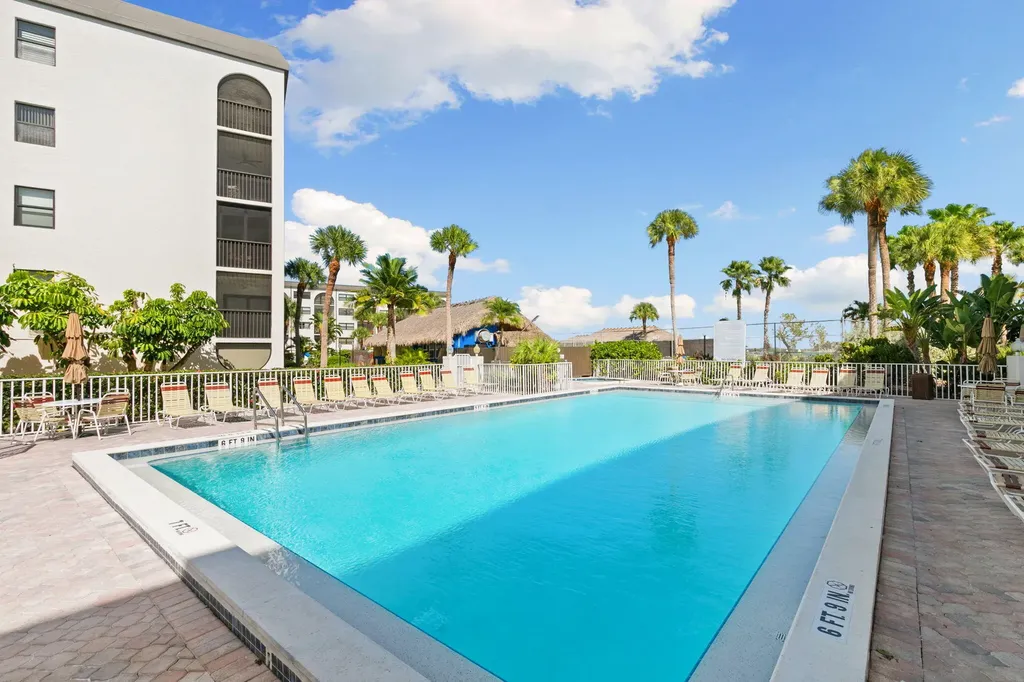 1012 Anglers Cove Marco Island FL 34145