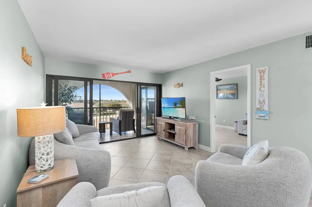 1012 Anglers Cove Marco Island FL 34145