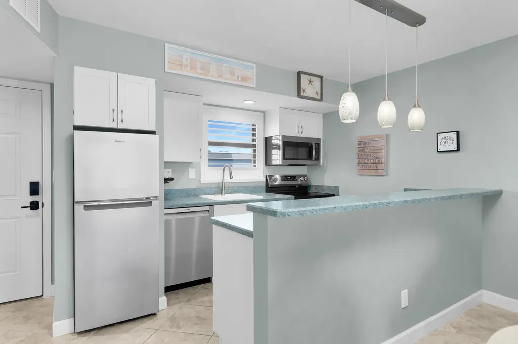 1012 Anglers Cove Marco Island FL 34145