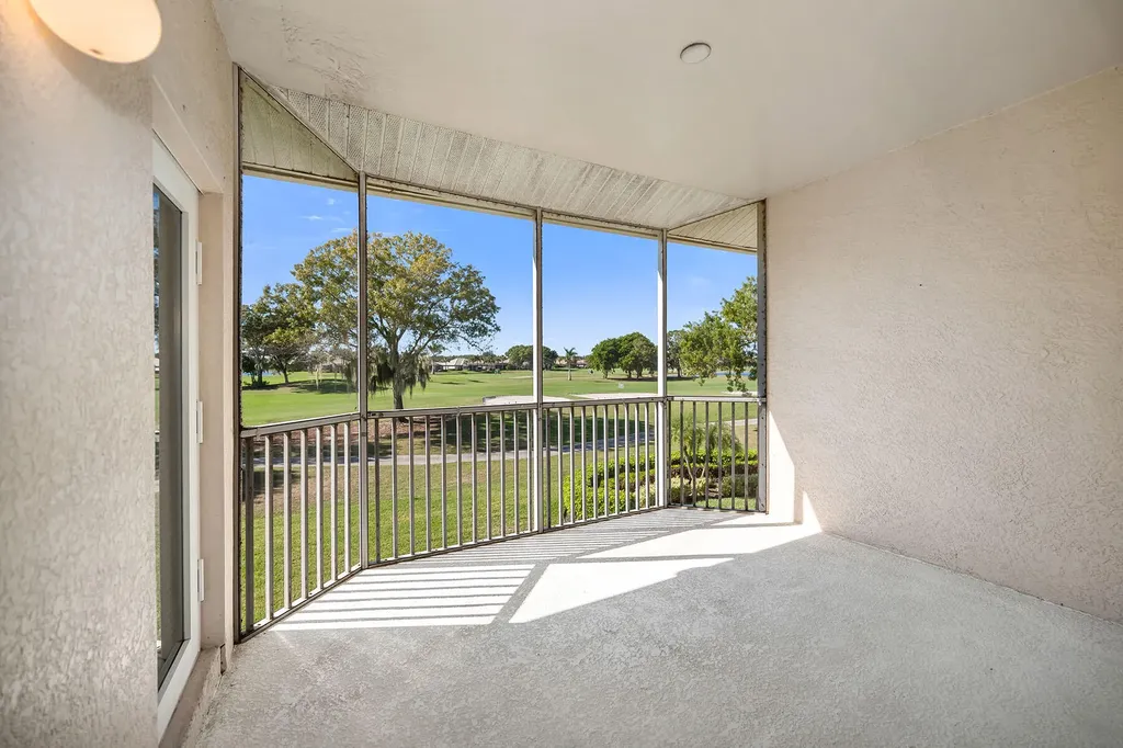 9113 Michael Circle Naples FL 34113