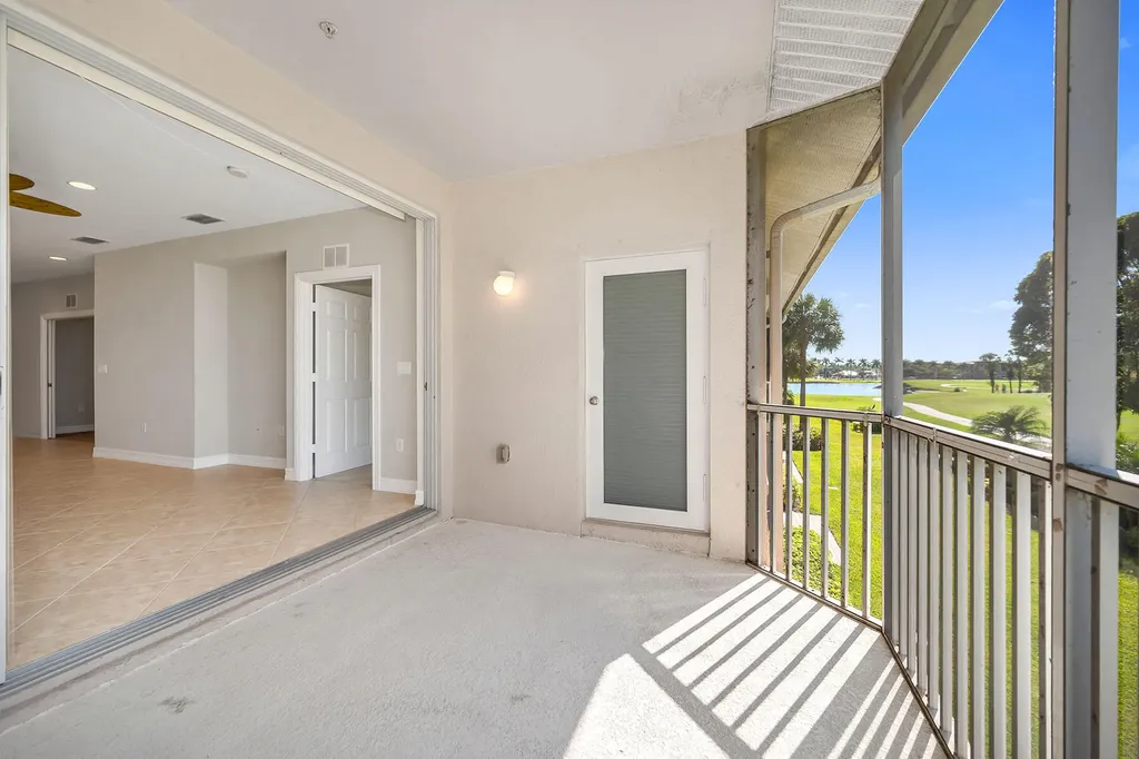 9113 Michael Circle Naples FL 34113