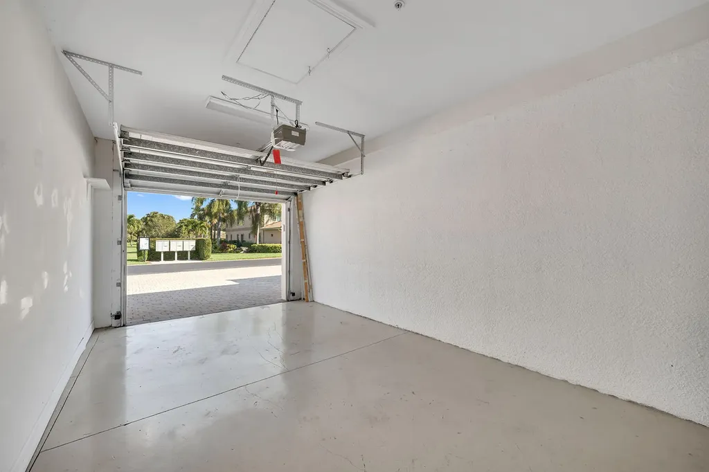 9113 Michael Circle Naples FL 34113