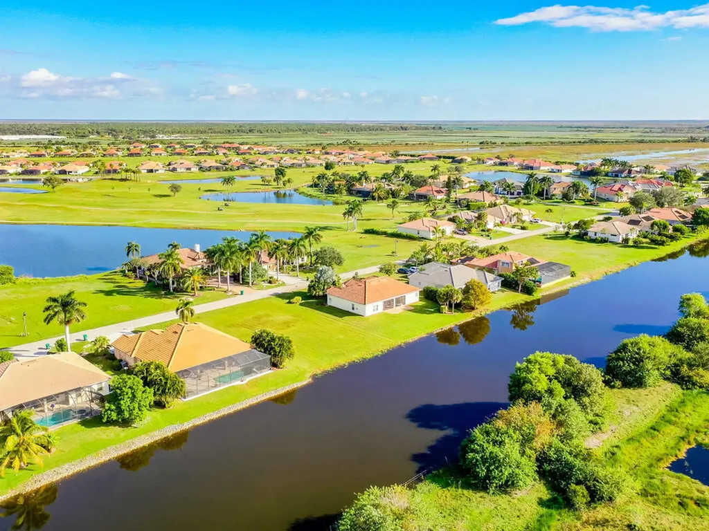 18499 Royal Hammock Naples FL 34114