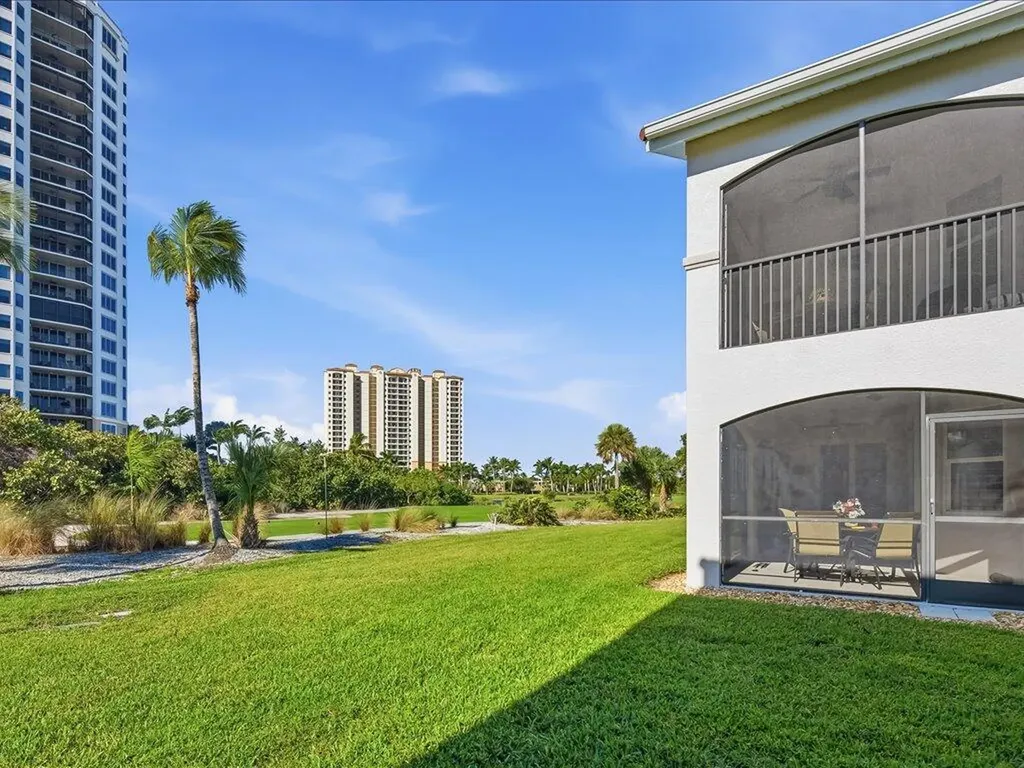 1281 Rialto Way Naples FL 34114