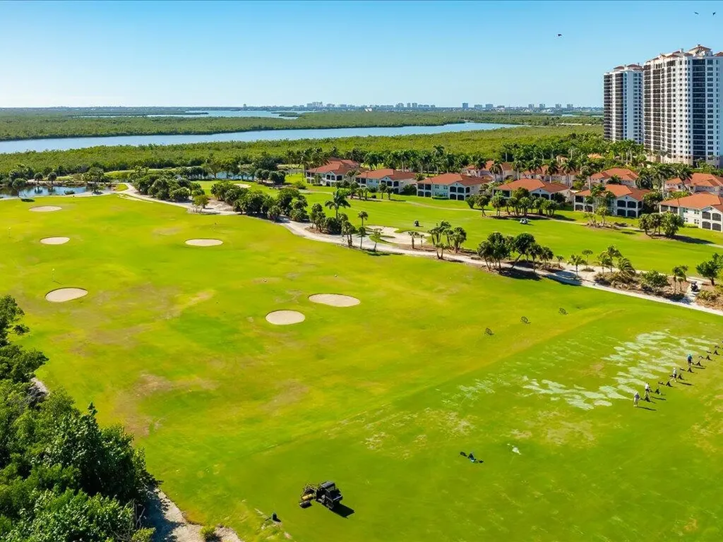 1281 Rialto Way Naples FL 34114