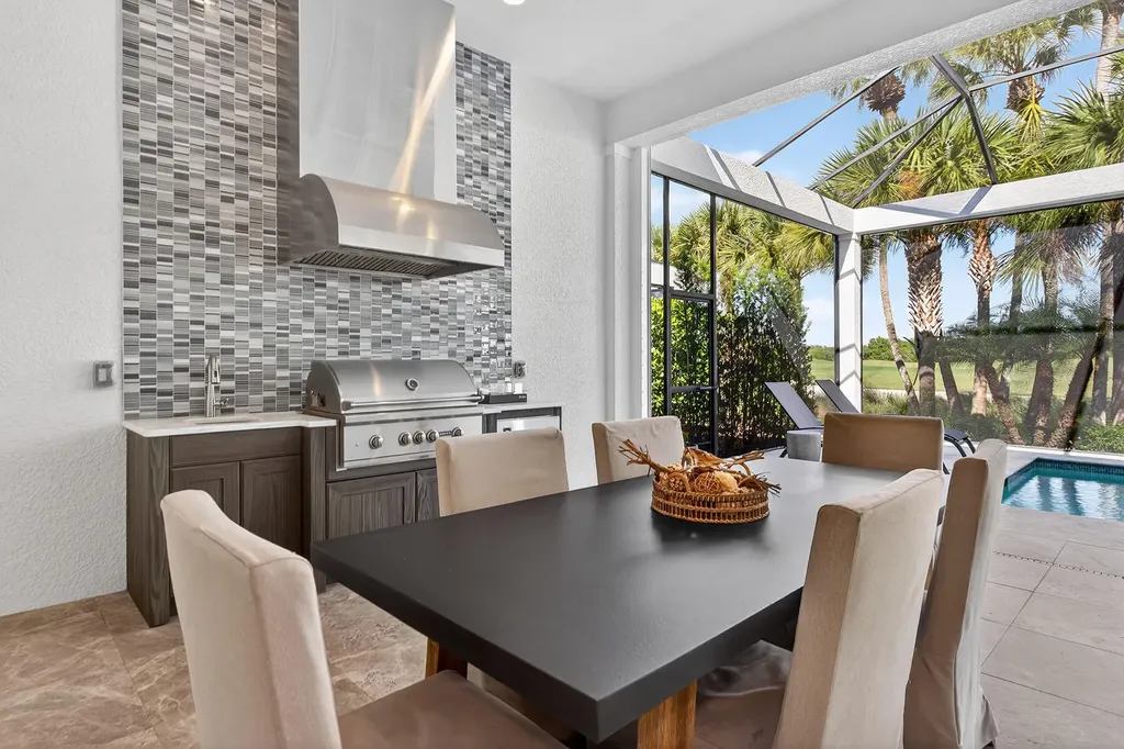 3169 Capistrano Lane Naples FL 34114