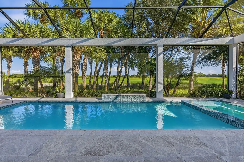 3169 Capistrano Lane Naples FL 34114