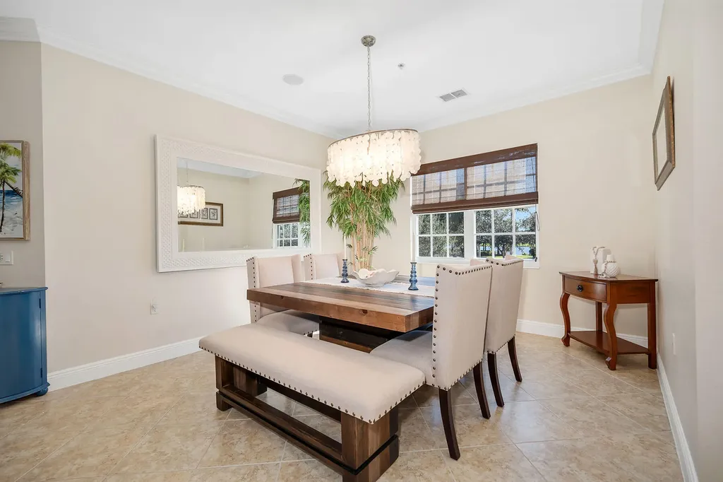 3710 Montreux Lane Naples FL 34114