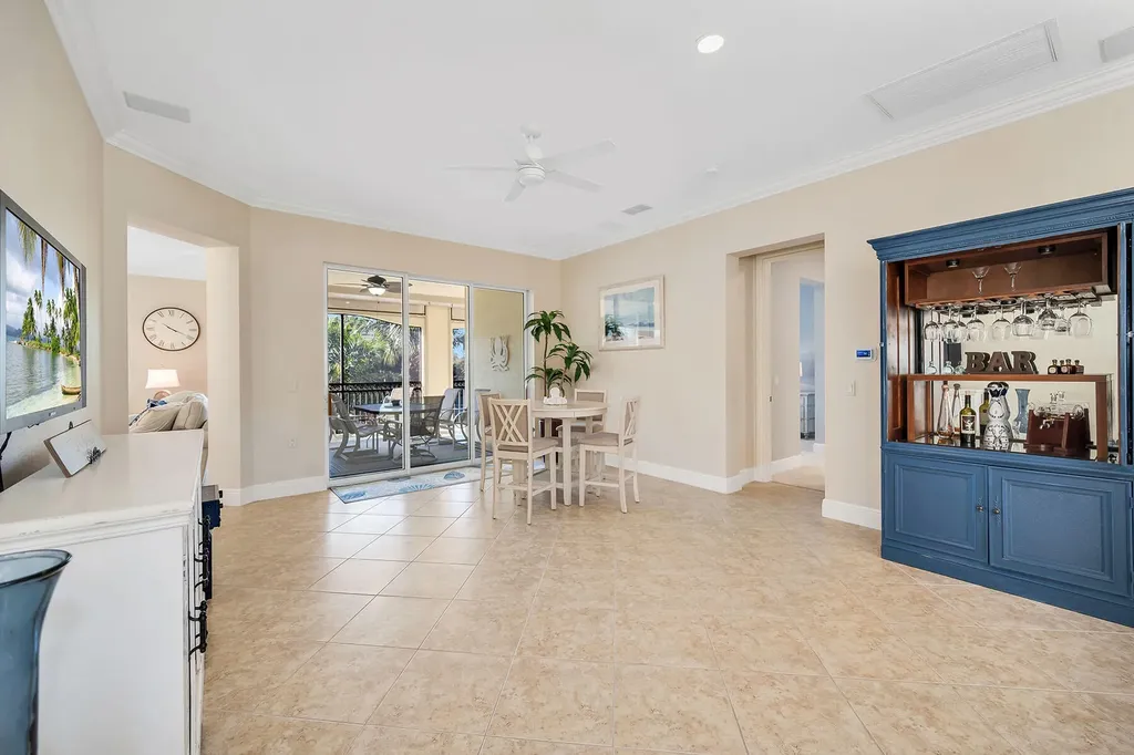 3710 Montreux Lane Naples FL 34114