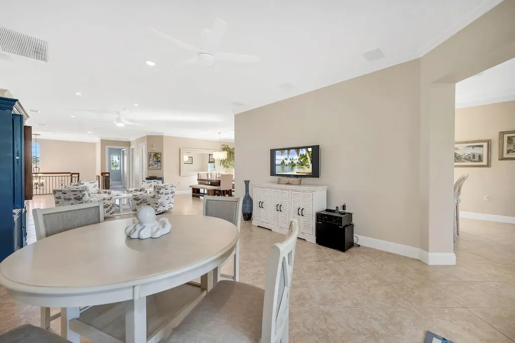 3710 Montreux Lane Naples FL 34114