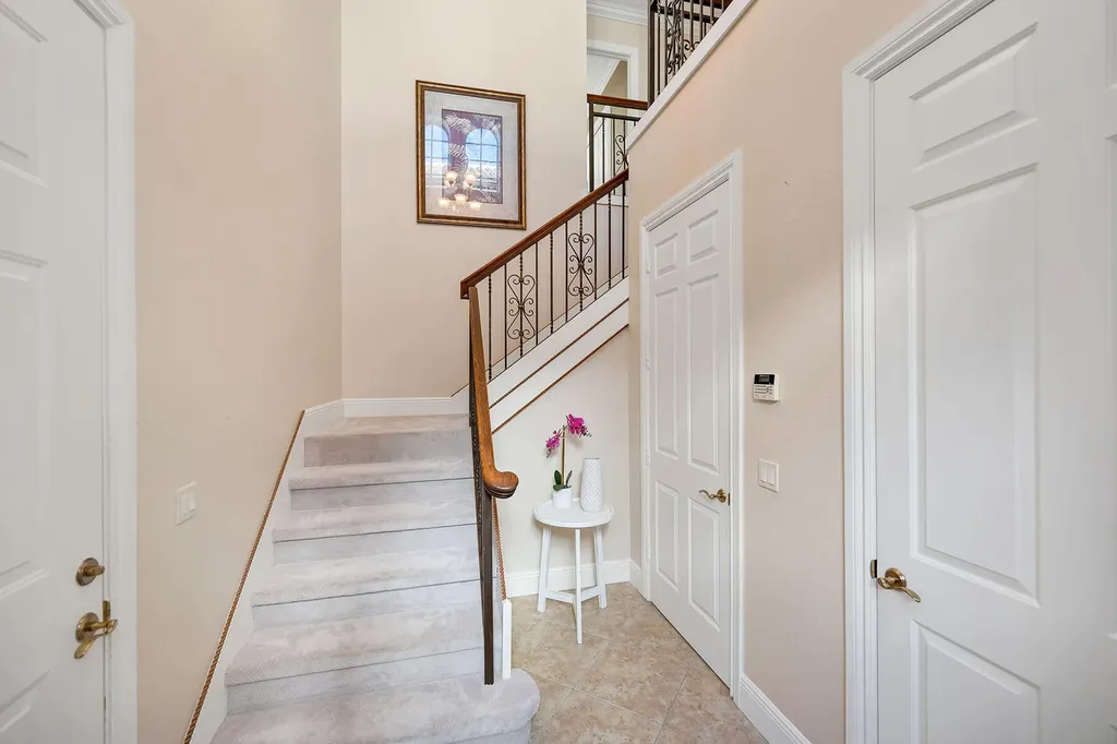 3710 Montreux Lane Naples FL 34114