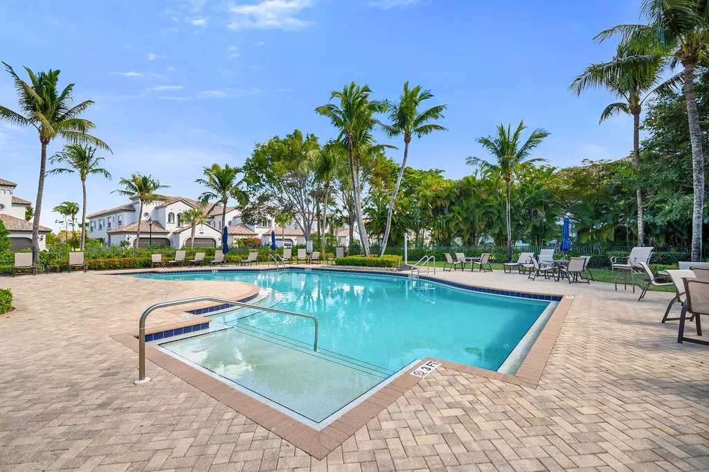 3710 Montreux Lane Naples FL 34114