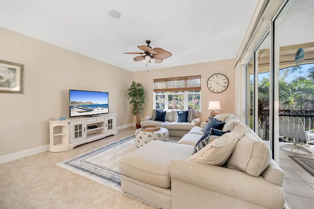 3710 Montreux Lane Naples FL 34114