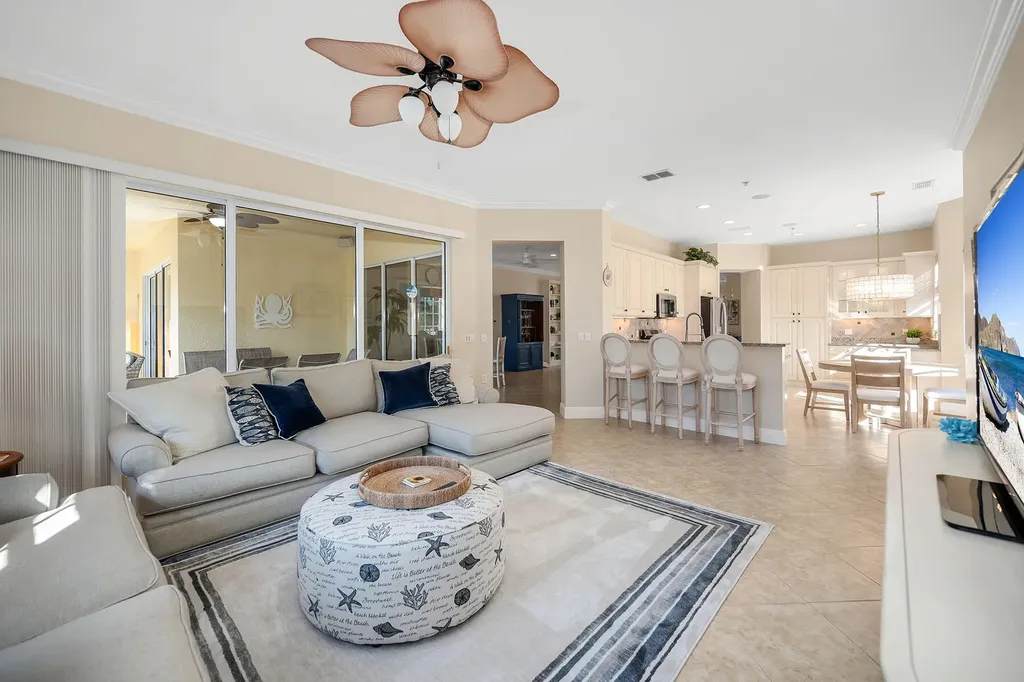 3710 Montreux Lane Naples FL 34114