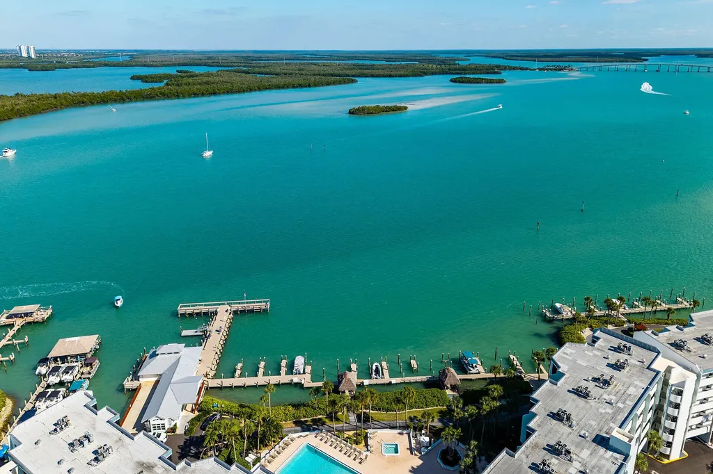 1085 Bald Eagle Marco Island FL 34145